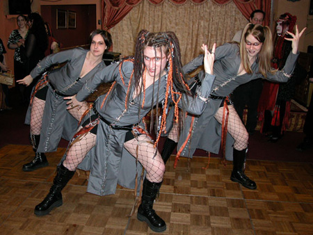Shakra, dancers of the Tribal Grove